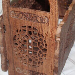 VINTAGE AICHANA HANDCARVED INDIA 18" L 14  1/2"  X 7 1/4" PARQUE MAGAZINE HOLDER